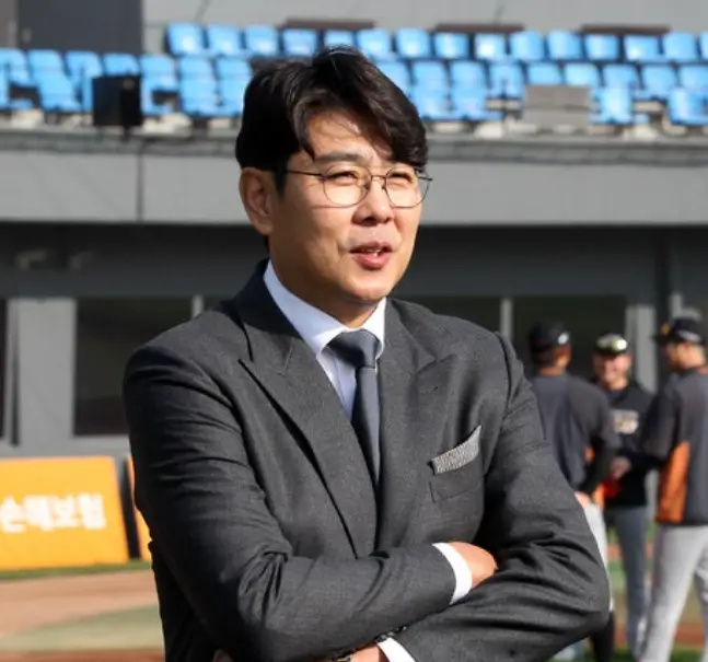 최강야구 시즌4 출연진