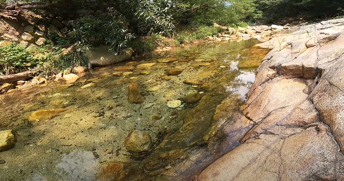 삼막사계곡: 역사와 청정 자연이 공존