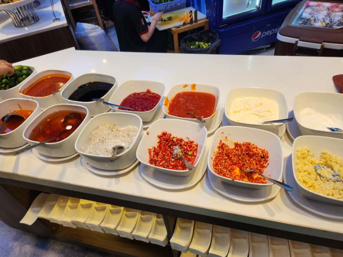호치민여행_호치민맛집_해산물뷔페_포세이돈_베트남요리 _소스와토핑