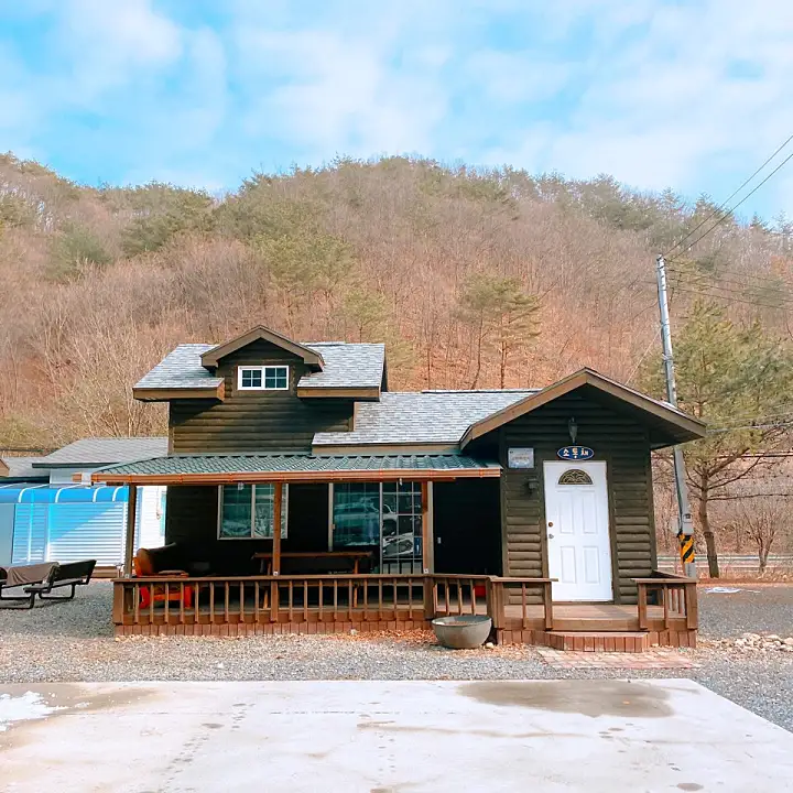 우리 캠핑 왔어요 부부의 겨울 쉼표 캠핑 가볼만한 곳 추천