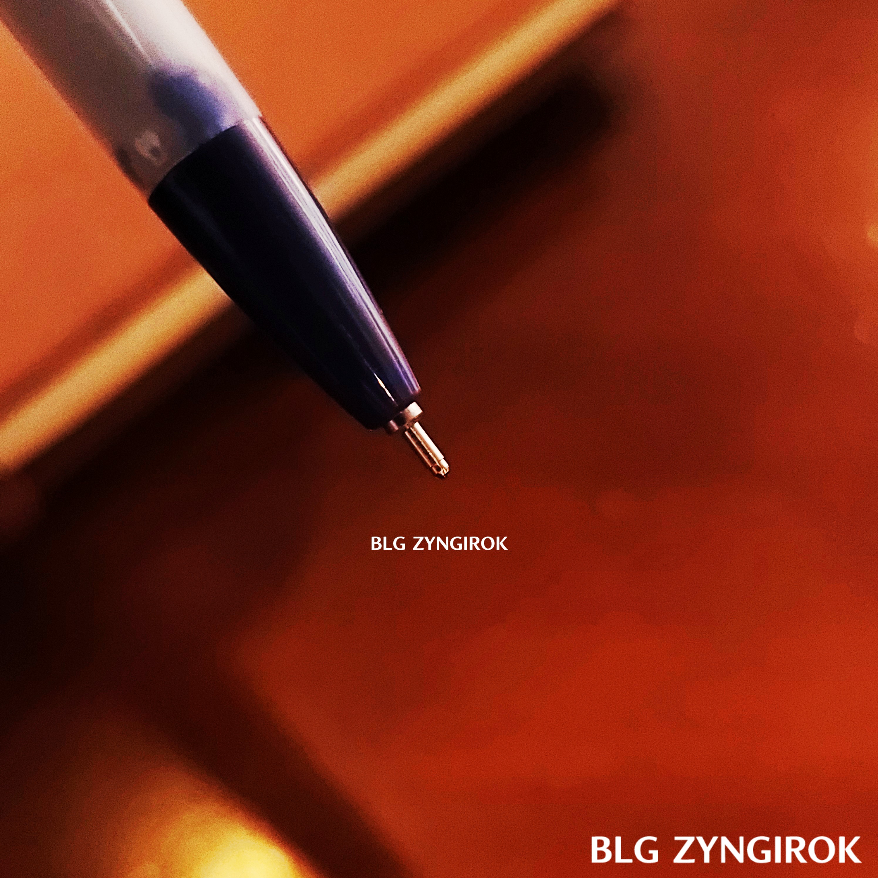 다이소 초점도 니들펜의 펜촉 모습이다.