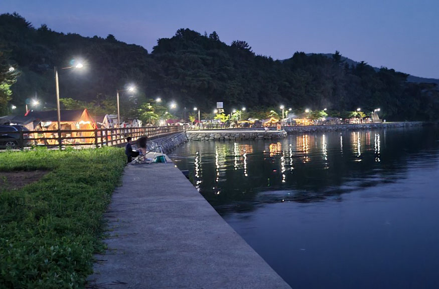 통제영오토캠핑장. 경상남도 통영시 한산면 한산일주로 171, 한산도통제영테마마을