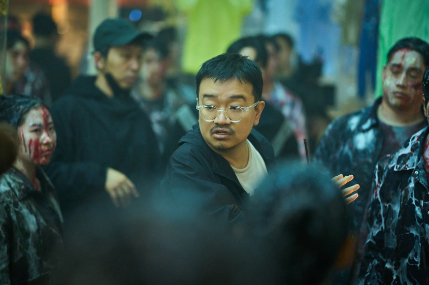 영화 군체 후기·출연진·줄거리·군체 뜻·평점