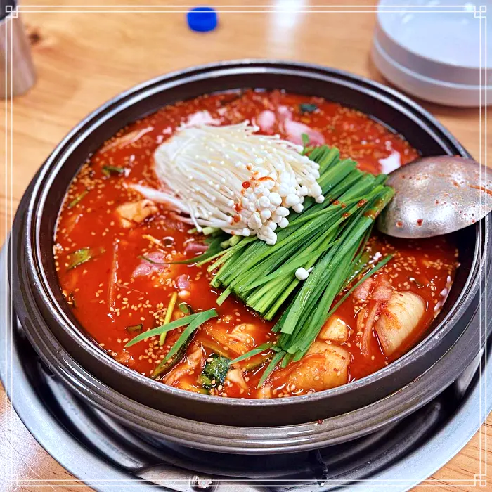 이만기 동네 한바퀴 영종도 운서동 빨간거, 빨간 낙지전골, 뻘낙지 두루치기 맛집