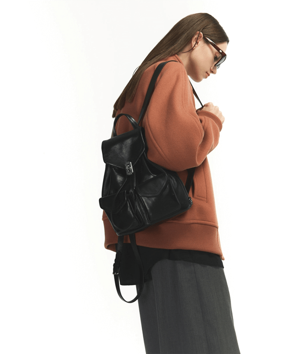 엄마친구아들 1회 정소민 가방