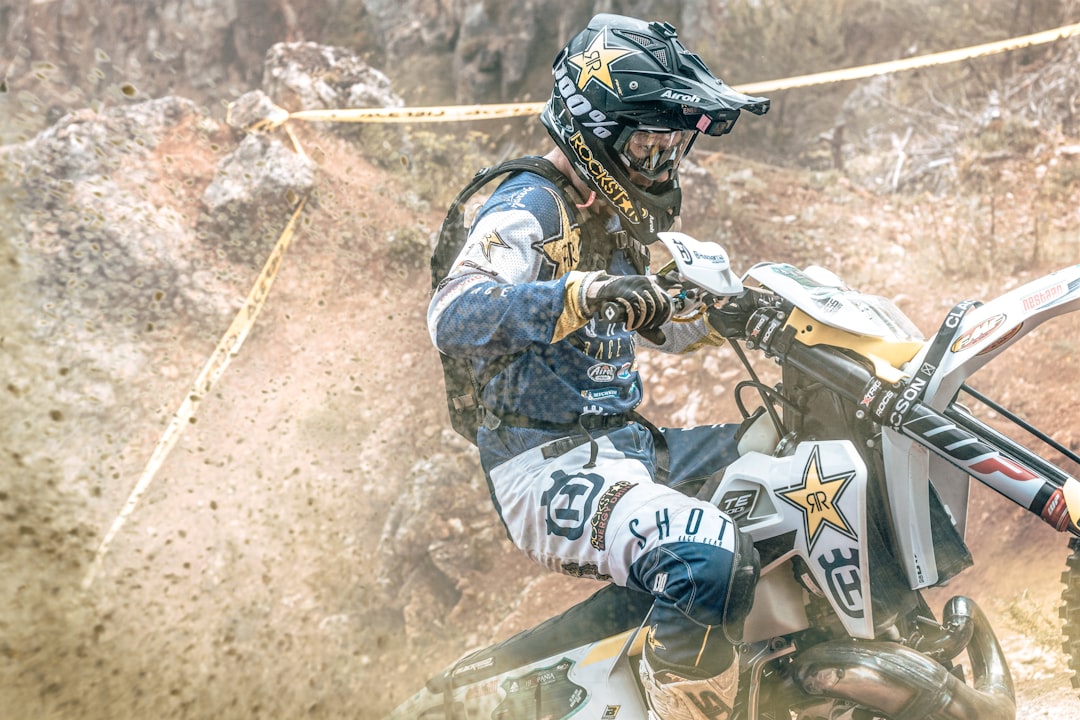 Riders