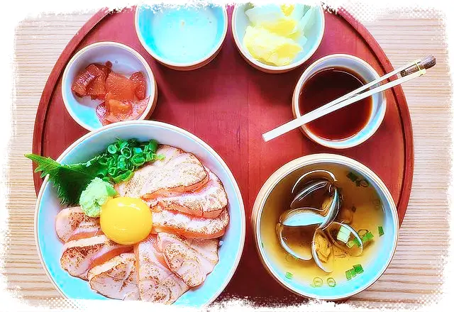 줄서는식당-성수동-서울숲-대창덮밥-후토마끼-맛집-01