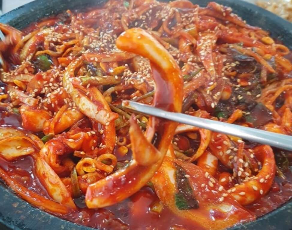 생생정보 고수의 부엌 전북 완주 돌판오징어볶음 맛집 서전주돌판오징어 생생정보 2304회