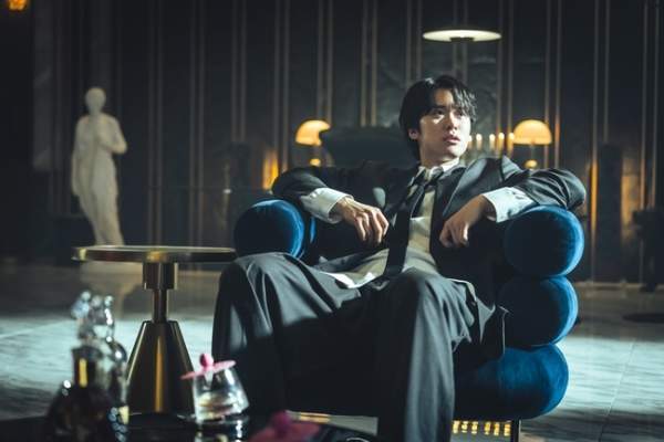 넷플릭스 광장 : 출연진, 줄거리, 등장인물, 후기