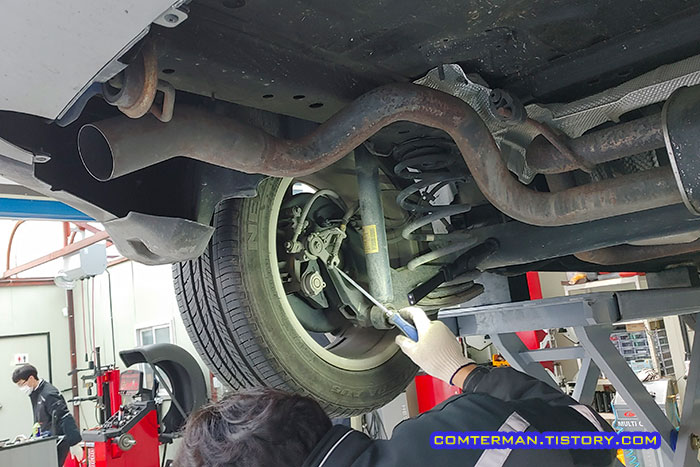 올란도 후방 캘리퍼 점검