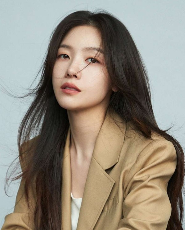 방민아