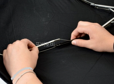 우산 살대 분리 된 곳 확인