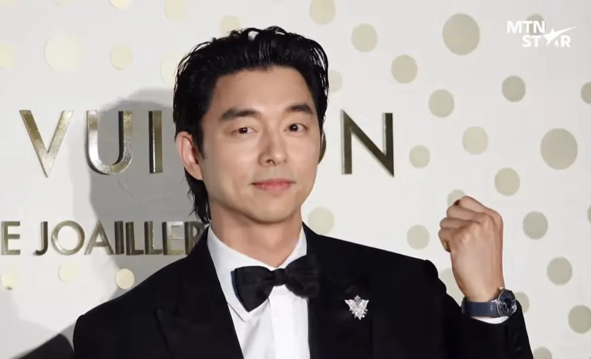 루이비통 하이 주얼리, 루이비통 버츄어시티 컬렉션, 신민아 화보, 신민아 루이비통, 고소영 패션, 고소영 동안 비결, 다이아몬드 반지 추천, 오프숄더 드레스 코디, 하이 주얼리 스타일링, 40대 여성 하이 주얼리, 명품 주얼리 브랜드, 셀럽 착용 주얼리, 공유 수트핏, 공유 공식석상 패션, 명품 수트 코디법, 신민아 공유 루이비통, 공유 신민아 투샷, 루이비통 커플 화보, 남녀 하이 주얼리 스타일링