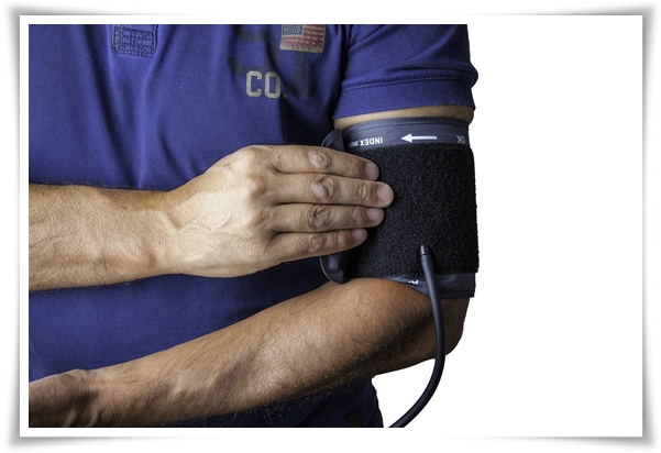 &quot;보건증 발급&quot; 식품 취급 업종(카페, 제과점, 음식점 등) 종사(알바 포함)하는 모든 사람 발급 필수!