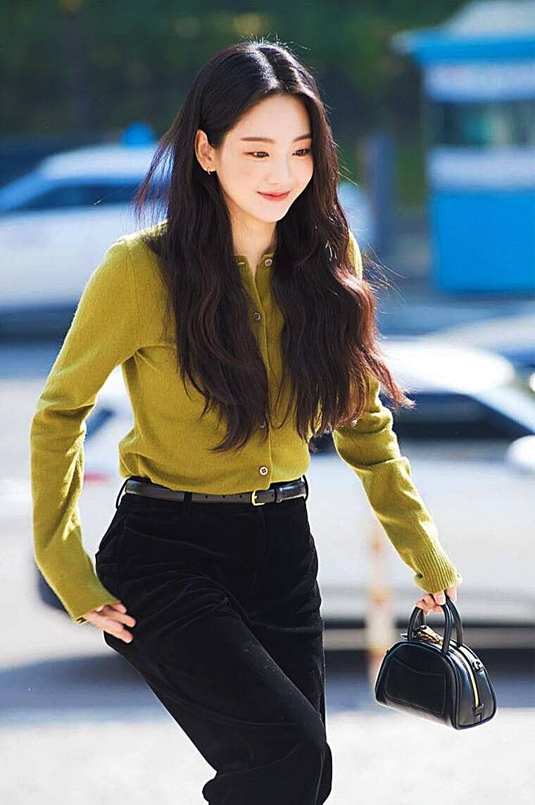 배우-조이현