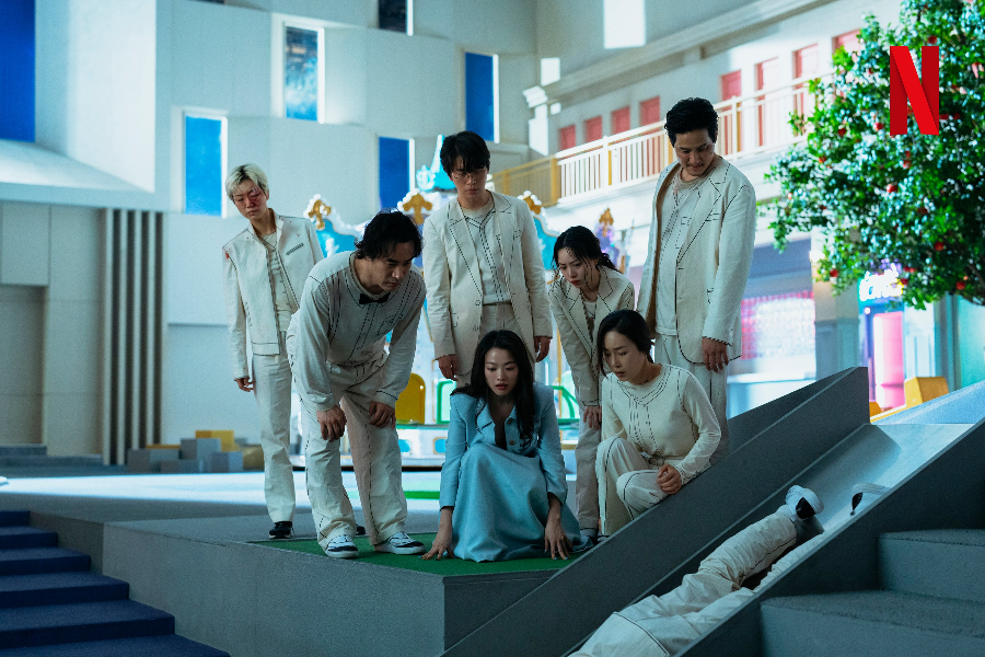 8인의 이야기