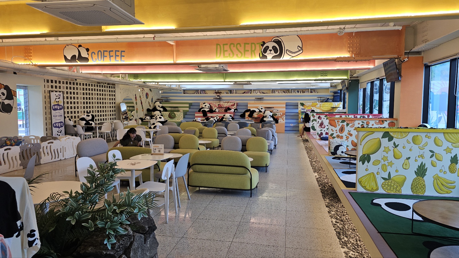 [3:판다카페 (32개월 아이와)] - Boryeong [3:Panda Caf&eacute;]