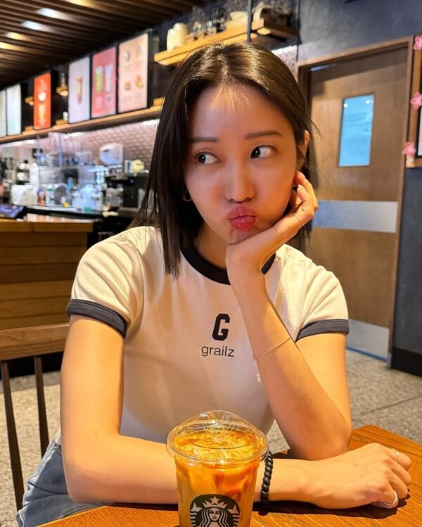 배우 한그루