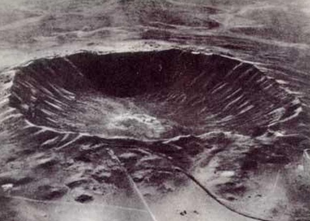 퉁구스카 대폭발 사건 사진 [그림 출처 : 나무위키]