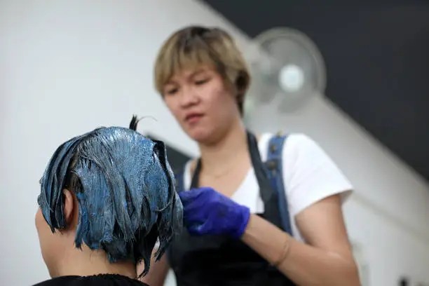 나이 들어서 머리 염색하면 눈이 나빠질까? 과학적 진실과 예방법2