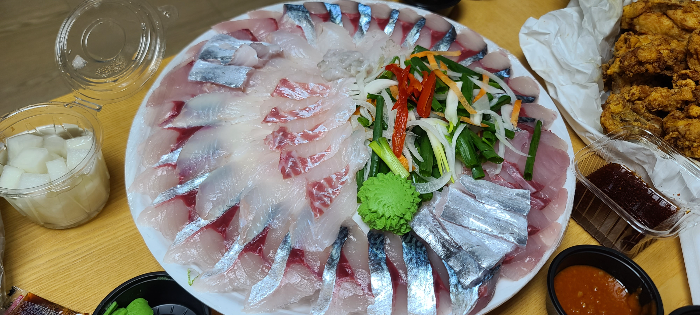 제주여행 활어회 딱새우회 바다수산 올레시장 인기횟집 추천메뉴 고등어모듬 마농치킨