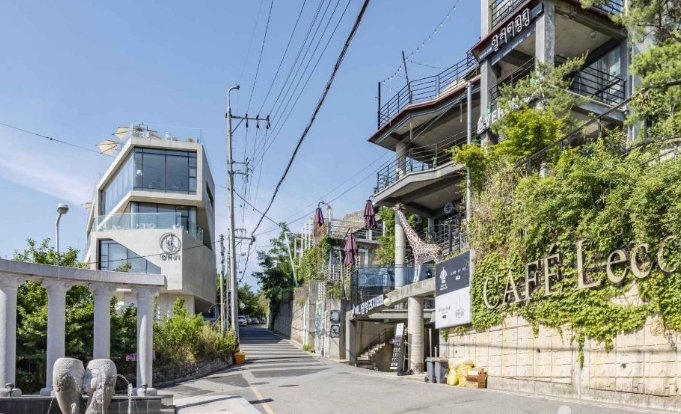 청주 수암골 카페거리