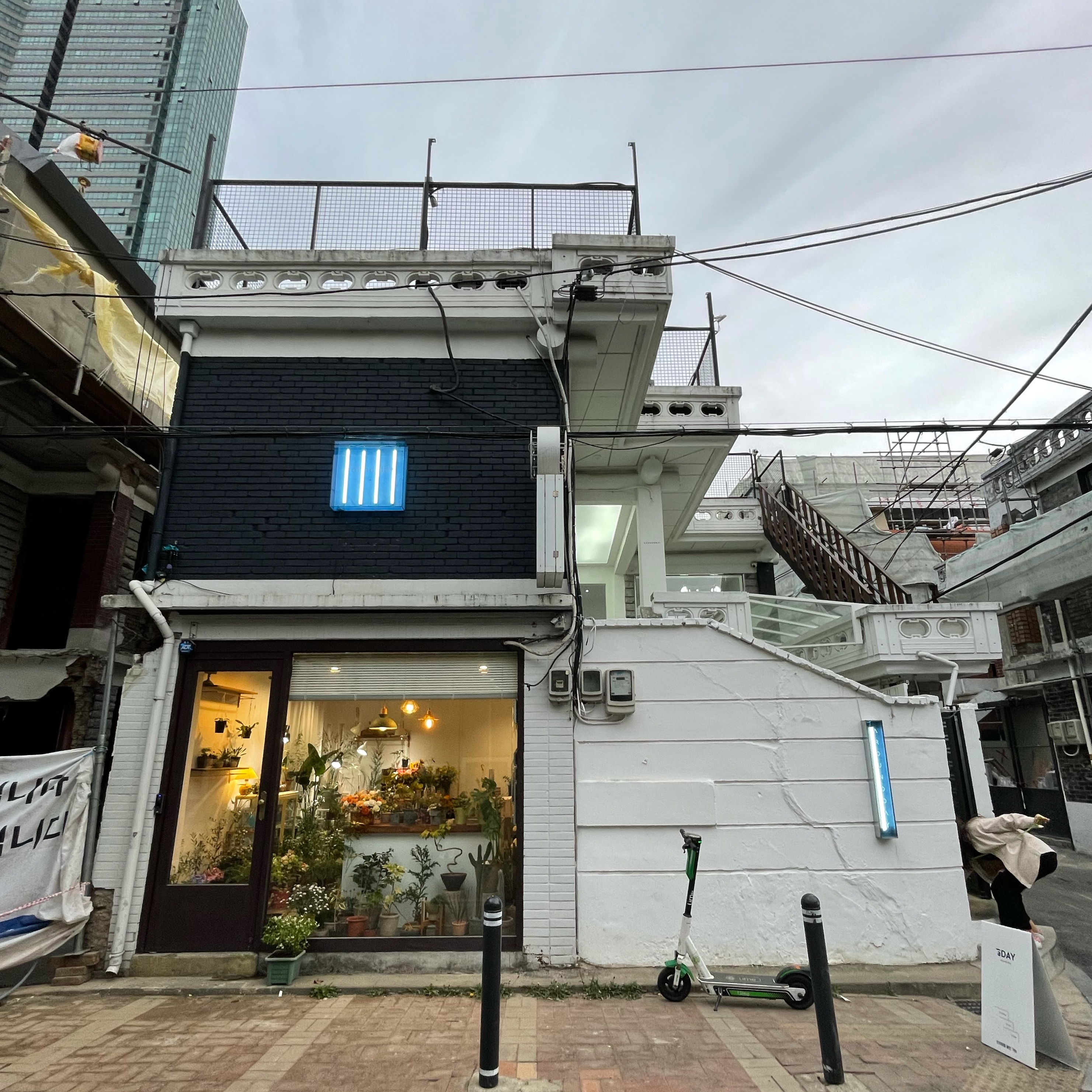 어라운드데이 카페 내부