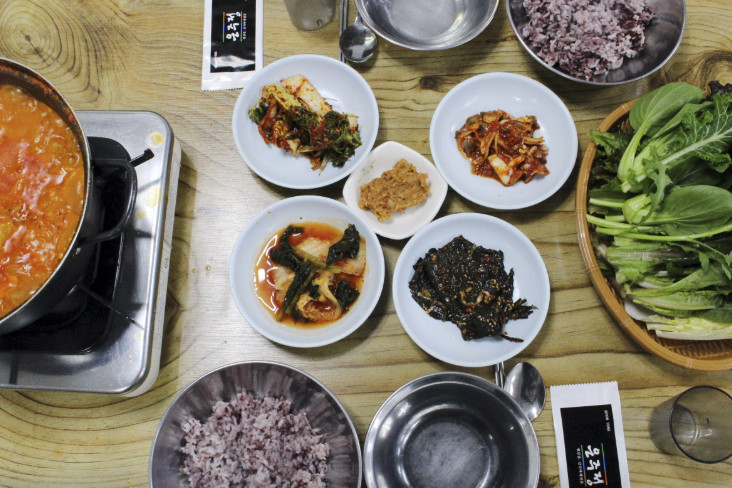 핸썸가이즈 을지로 김치찌개