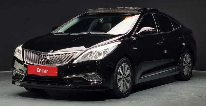 중고차 그랜저HG 하이브리드 블랙 파노라마 썬루프 개방 이미지