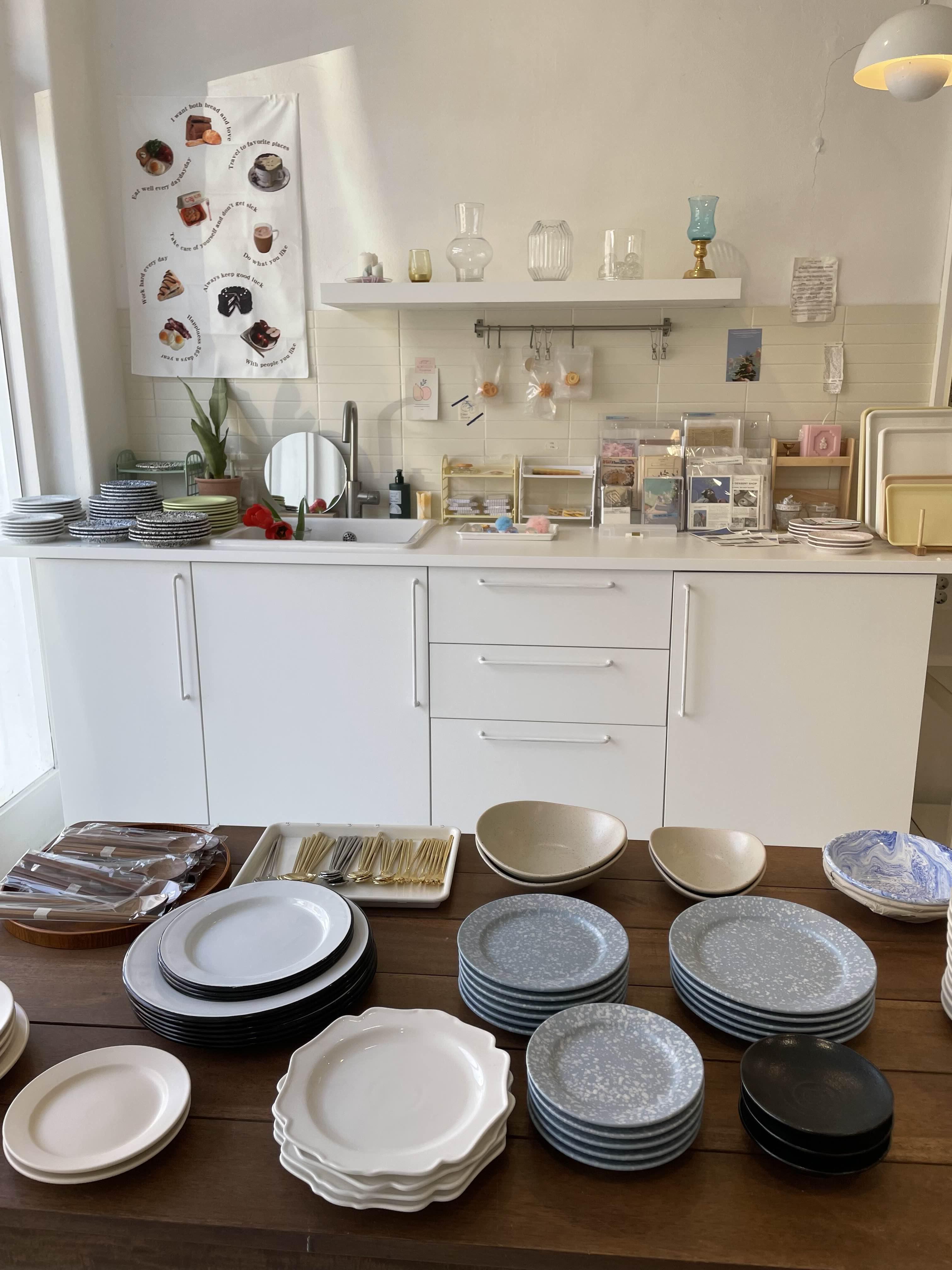 그릇 소품샵 사진