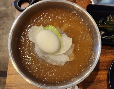 육시리냉면