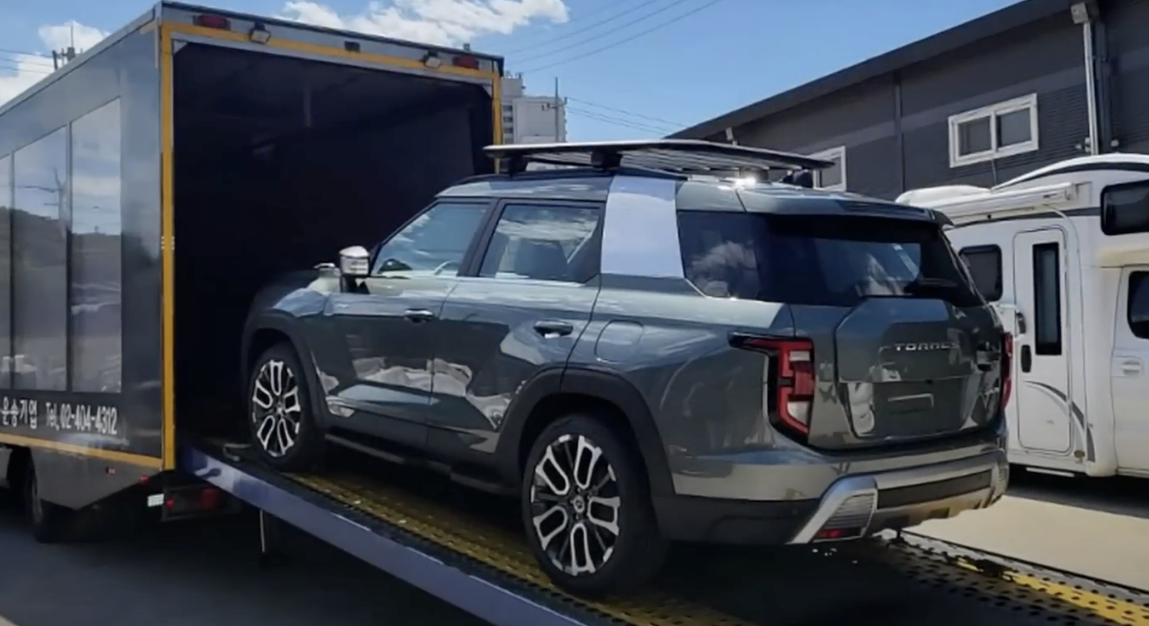 쌍용 토레스 실물 유출된 사진