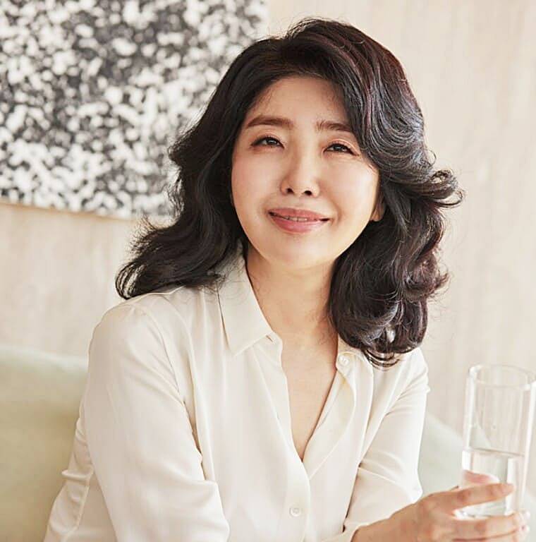 여에스더