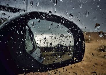 비올때 운전 조심