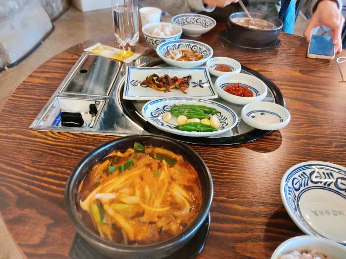 생방송투데이 경주 황리단길 경주식 한우 소머리국밥 맛집