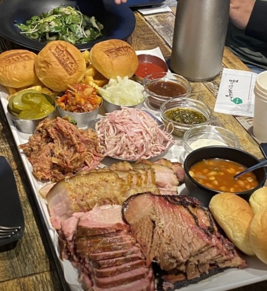 데니스스모크하우스 메뉴 이미지