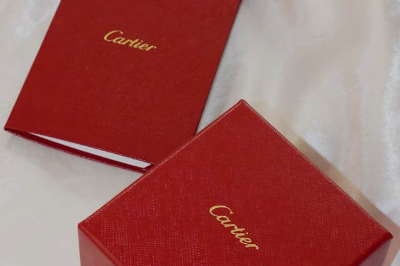 까르띠에 빨간 박스