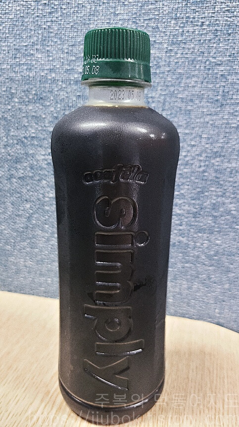 빙그레-아카페라-심플리-디카페인-아메리카노