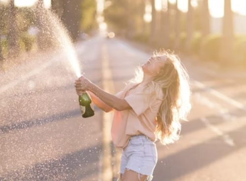 행복 호르몬 세로토닌을 만드는 음식과 생활 습관