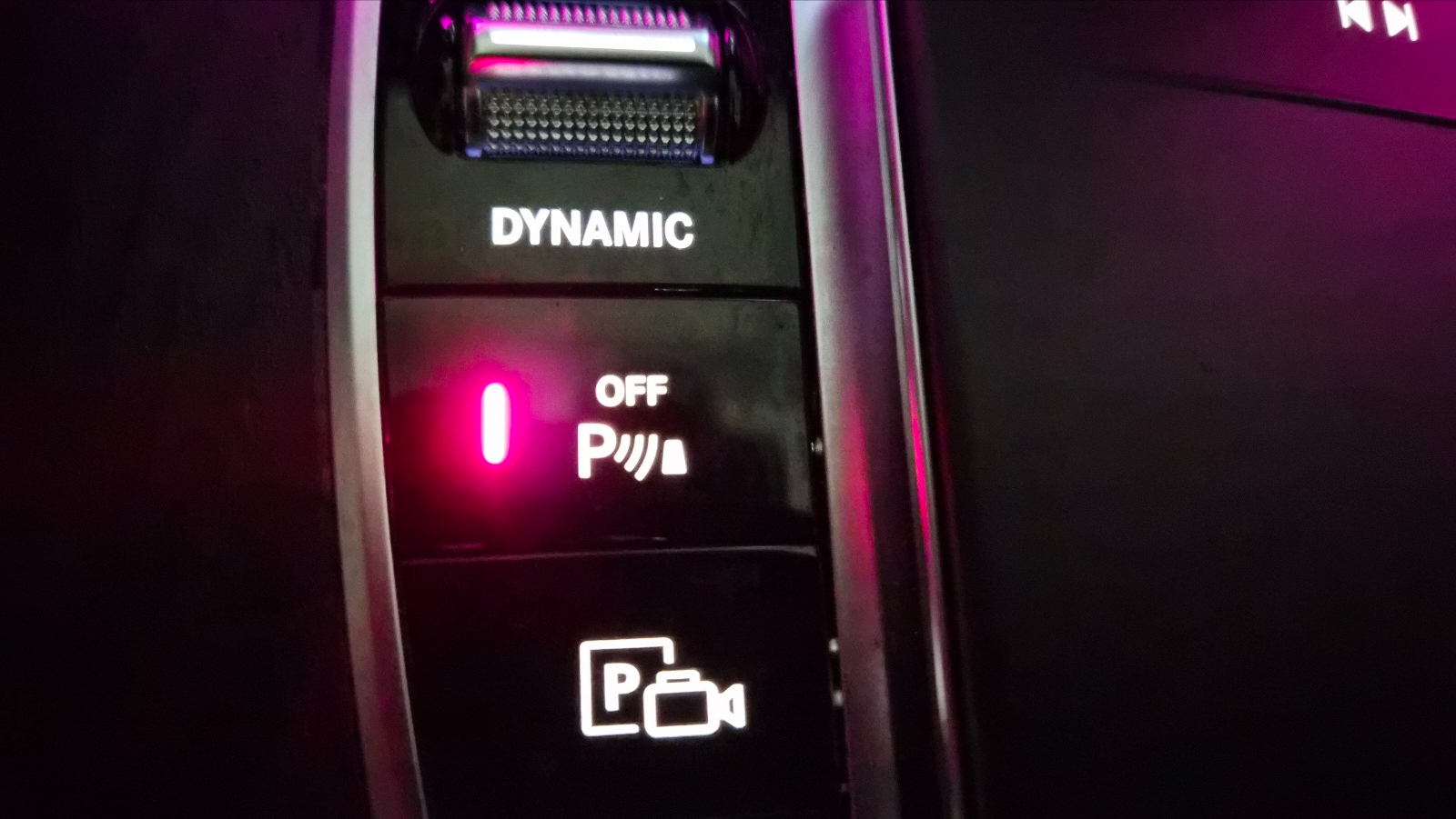 벤츠 차량 센터 콘솔 파크트로닉 버튼, 주차센서 일시 해제 및 활성화 스위치