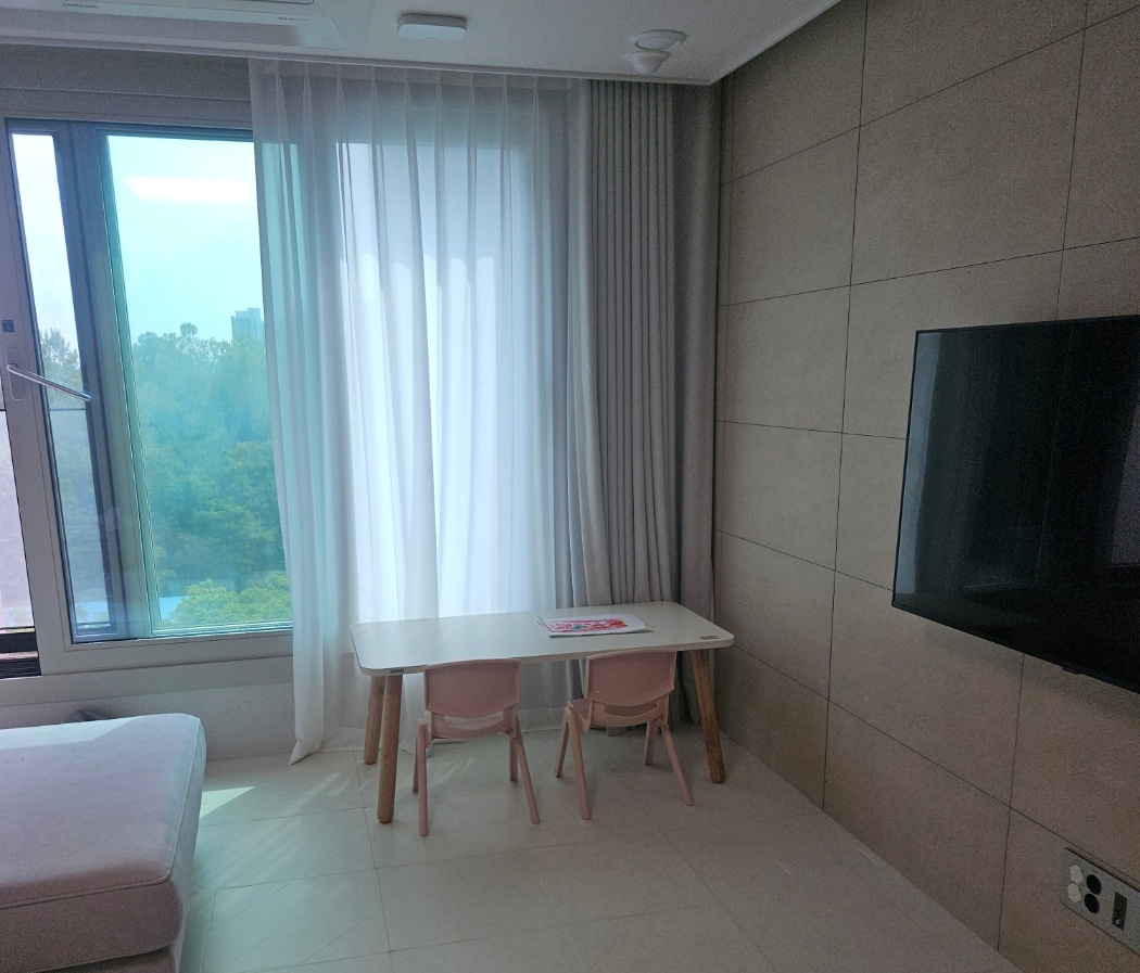 리바트 꼼므 1200 책상 의자 세트 내돈내산 솔직 후기