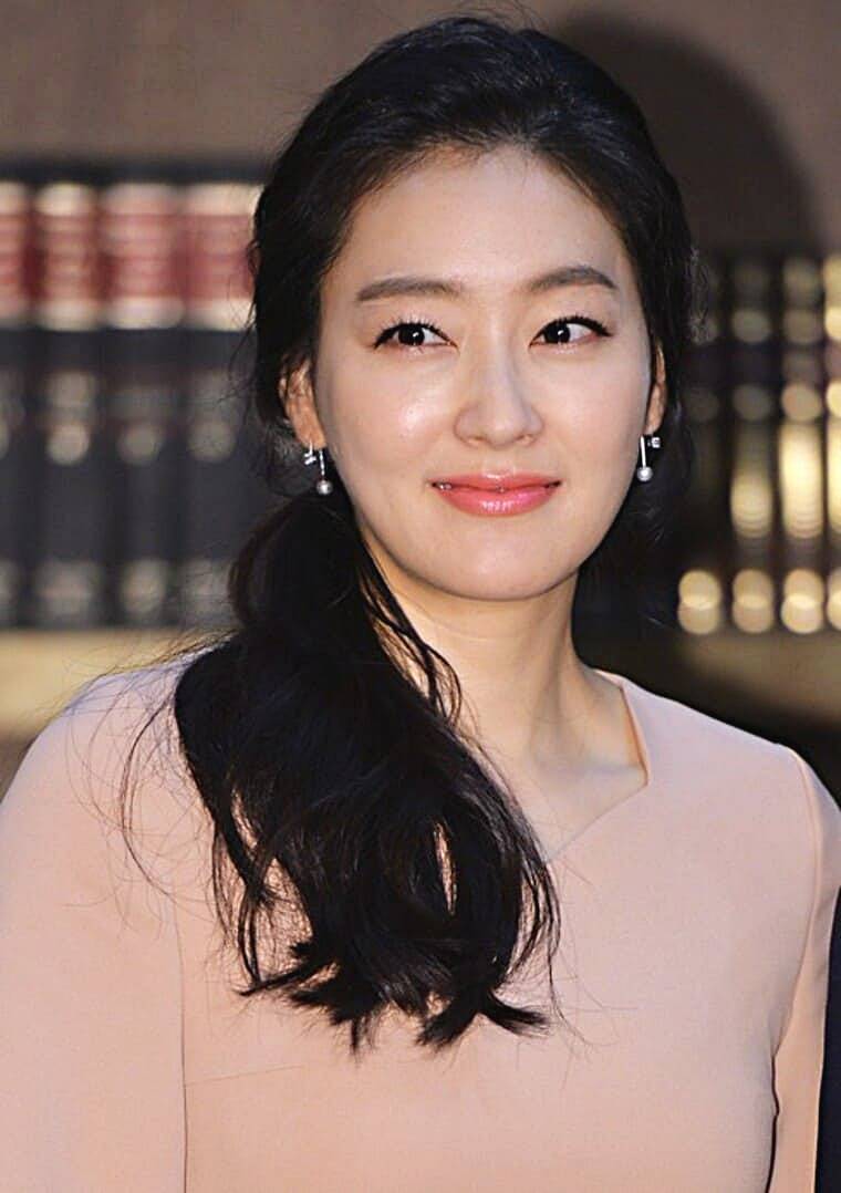 배우-박진희