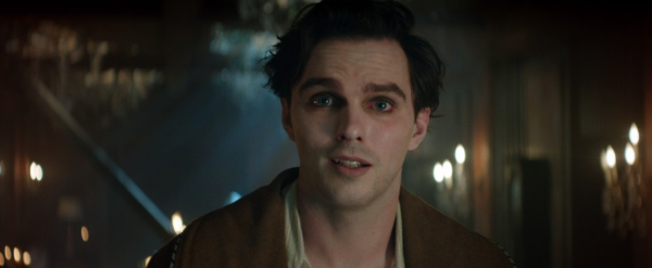 영화-렌필드-니콜라스-홀트-주연-렌필드-역