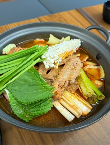 생생정보 생생현장 봄철 보양식 양주 오리주물럭 맛집 백년오리정 양주본점