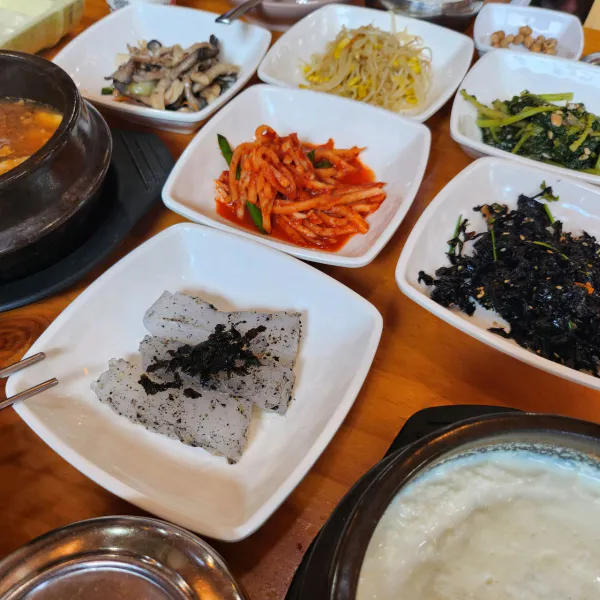 생생정보 우와한 식당 수제 가마솥 두부버섯전골 음식점 위치