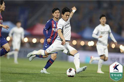 수원 더비 역전승: 2026 K리그2 결과 분석, 수원FC 3-1 수원 삼성 대역전승 배경과 하정우 멀티골 활약상