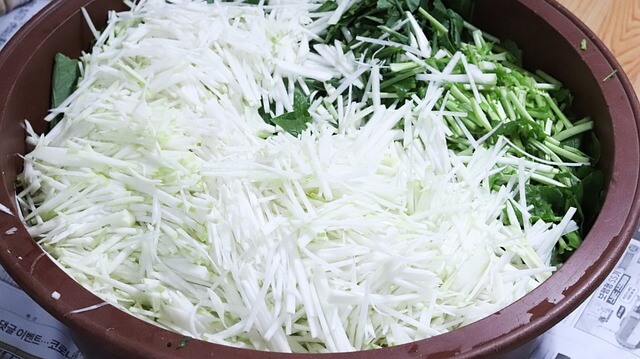 전통 백김치 맛있게 담는법 7단계
