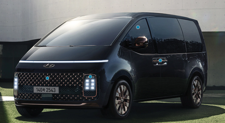 현대-검은색-스타리아-차량-사진