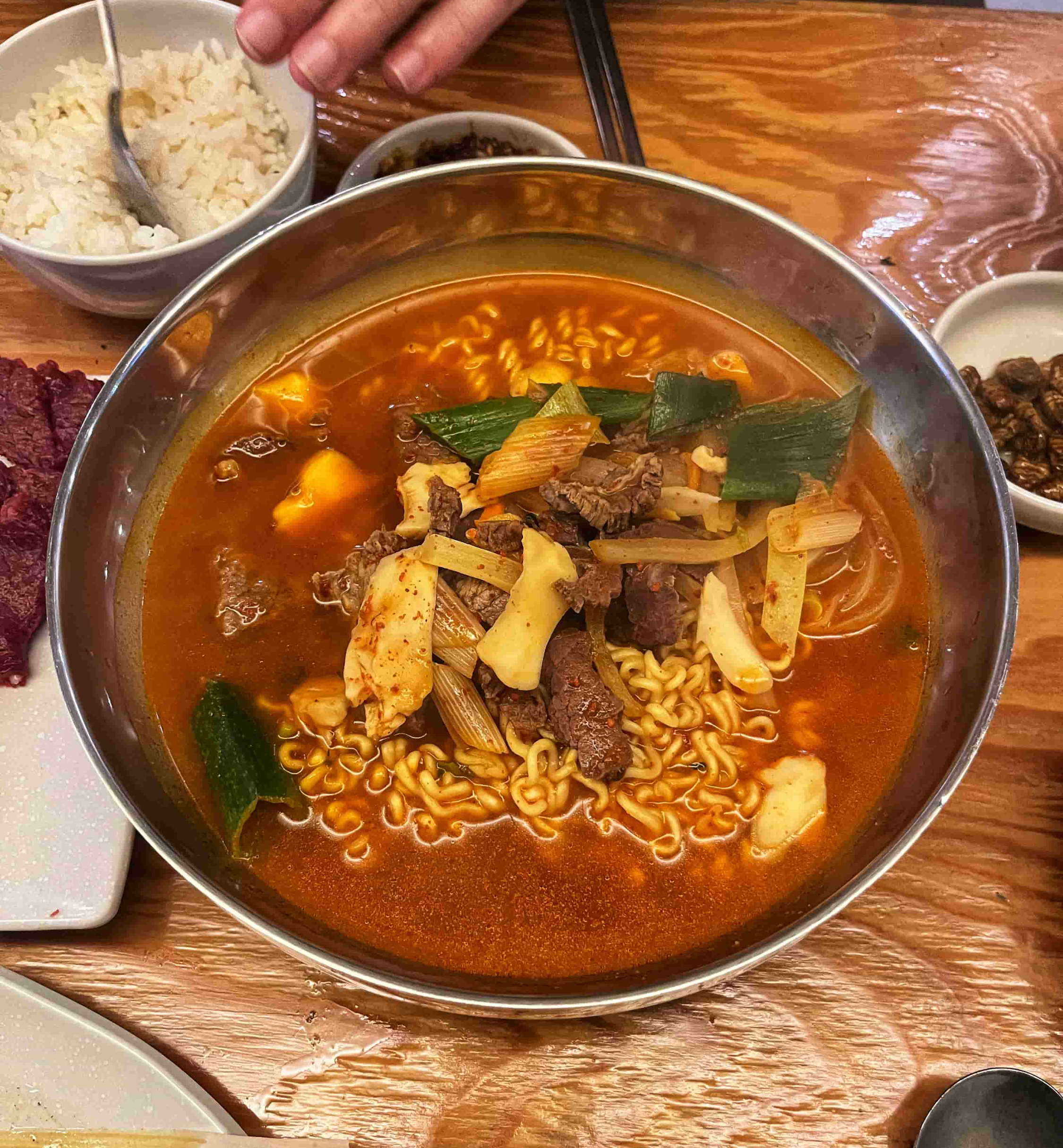 유쾌한뭉티기 소고기 라면 사진