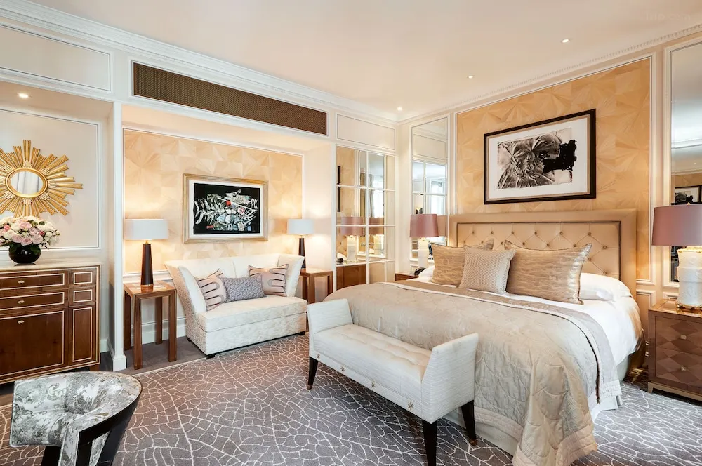 바우어아우락_객실